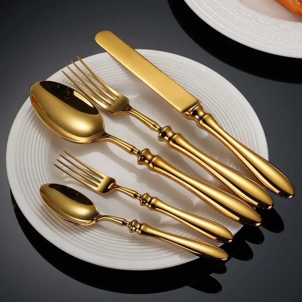 Talheres do Faqueiro Inox Royal Classic 30 Peças Dourado Casa Splendida em inox dourado resistente com acabamento refinado