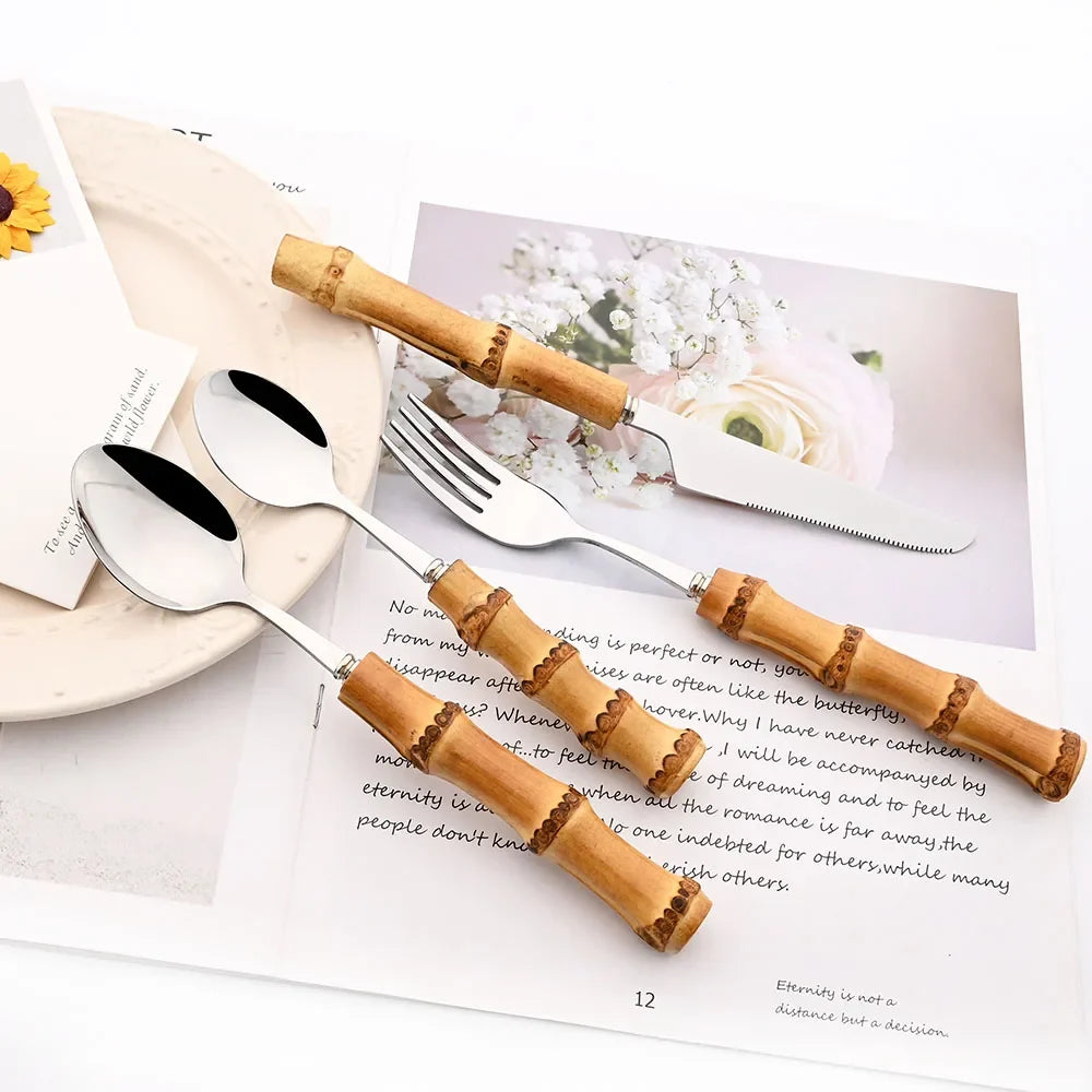 Detalhe do Cabo de Bambu Natural – Talheres Inox com Design Sofisticado e Sustentável