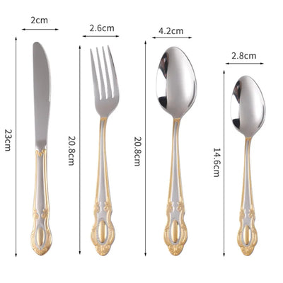 Detalhe dourado do Faqueiro Varenna em aço inox premium com gravação delicada e design atemporal – Casa Splendida