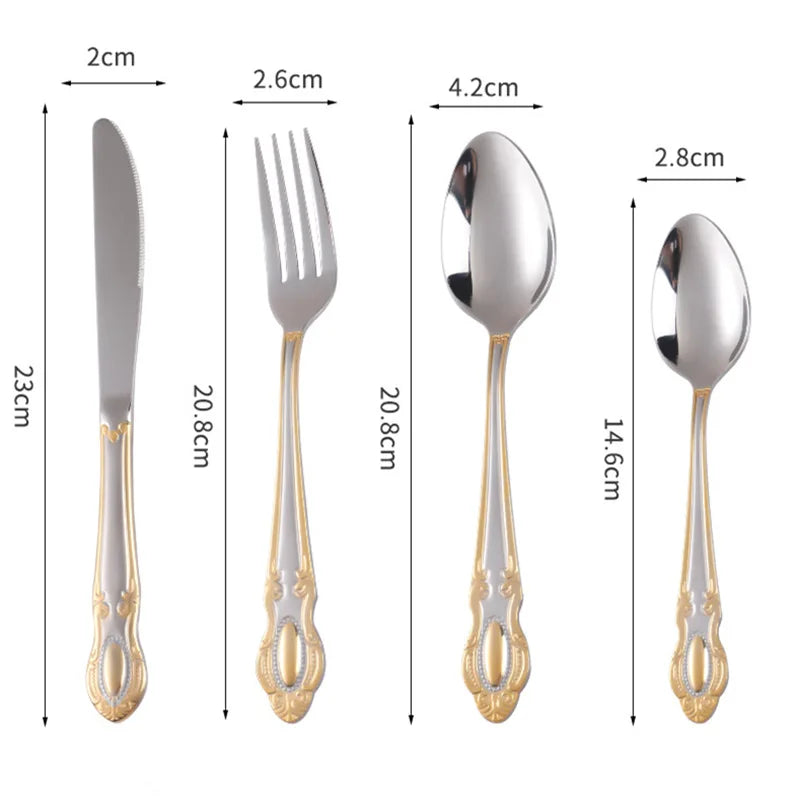 Detalhe dourado do Faqueiro Varenna em aço inox premium com gravação delicada e design atemporal – Casa Splendida